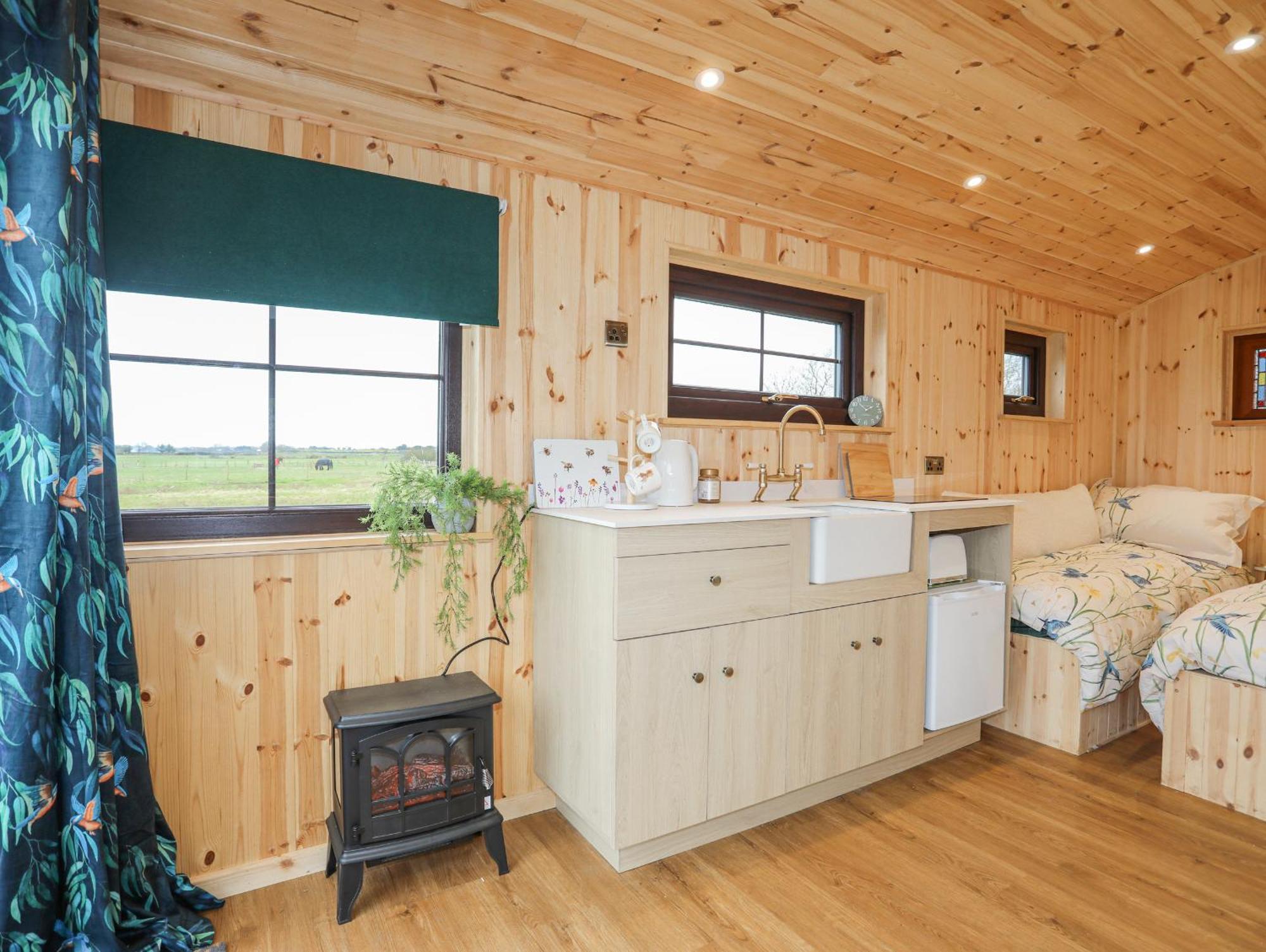 Tal Sarn Shepherd Hut Llanfairpwllgwyngyll Exteriör bild
